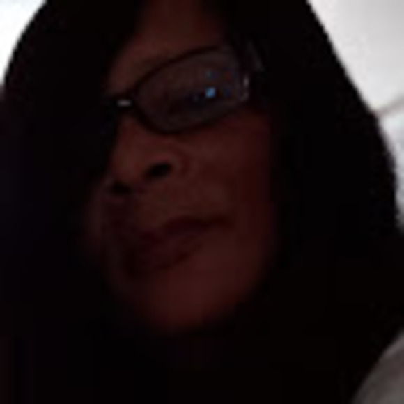 Meet your Posher, Kim - Picture 1 of 1